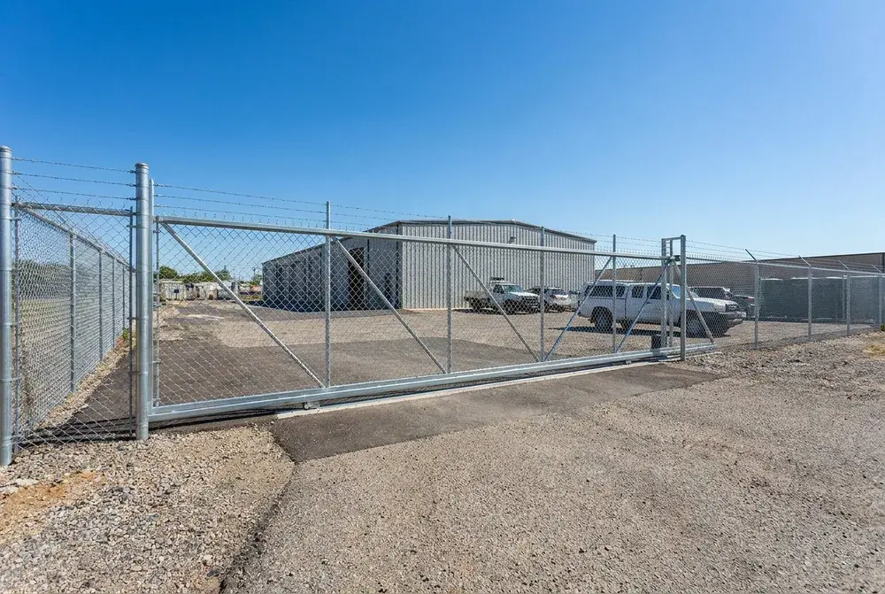 Commercial Fencing, A&L Fence